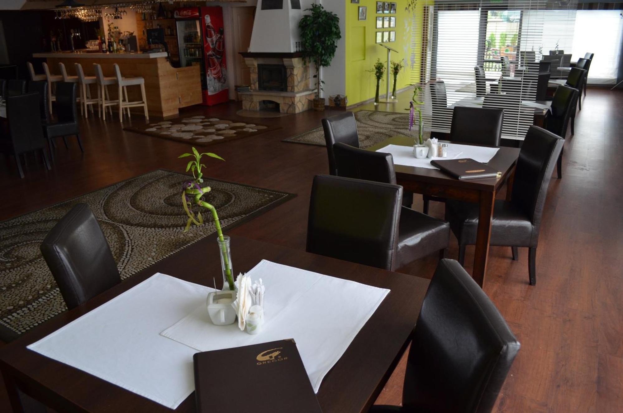 Hotel Gregor Pszczolki ภายนอก รูปภาพ